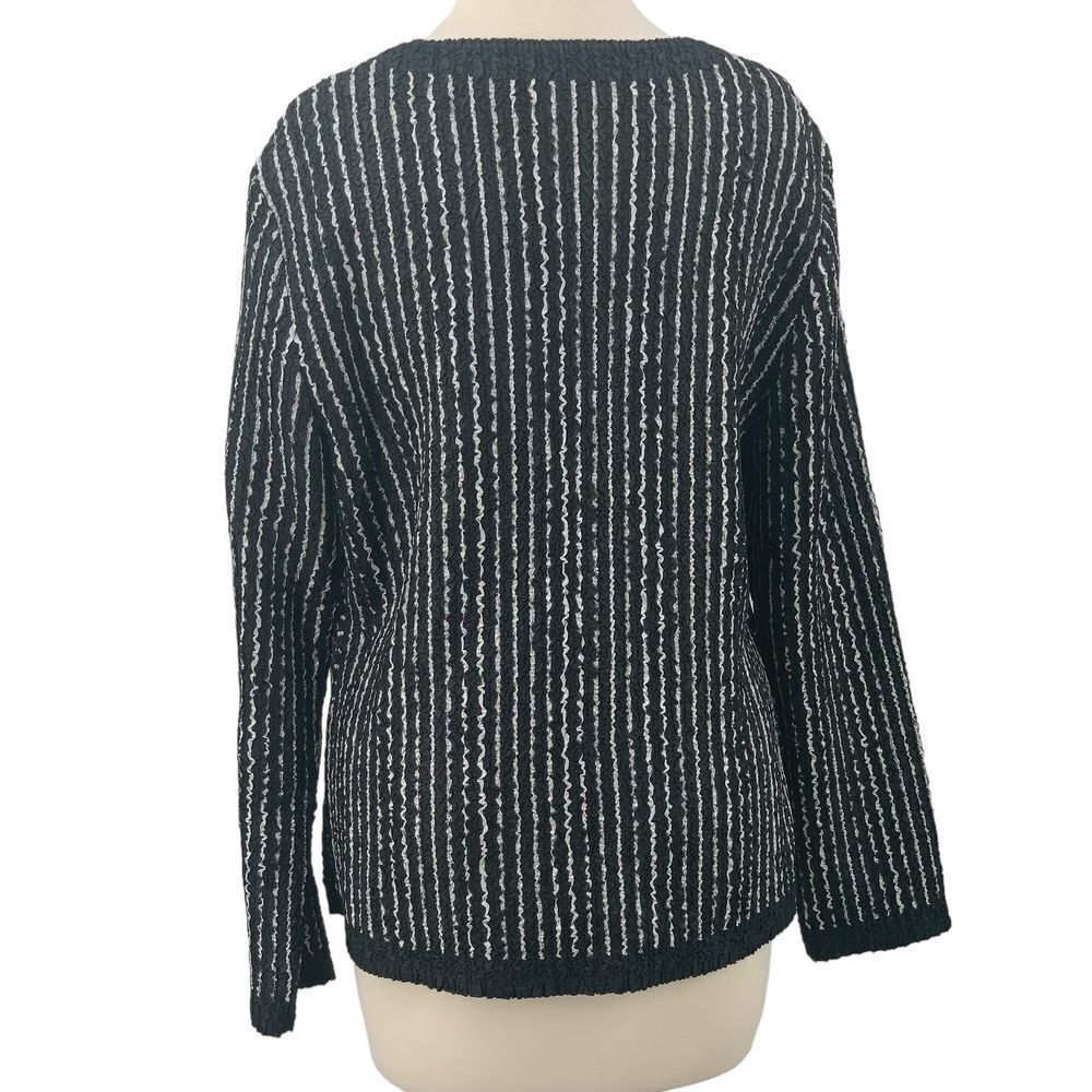 Chico's Travelers LS Open Front Cardigan Black/White Crinkle Striped Size 1/Med‎ - Picture 6 of 6